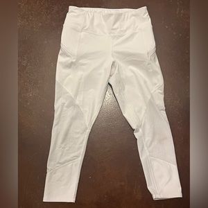 White Athleta Capri Leggings